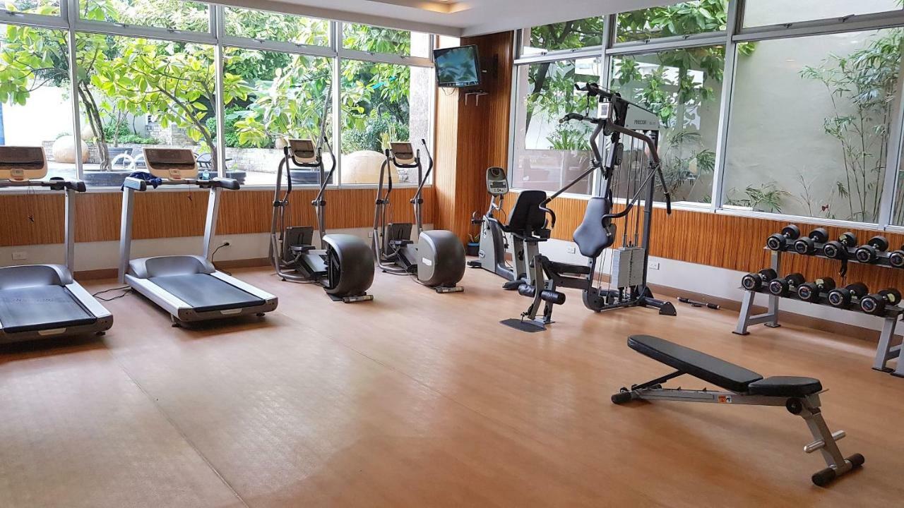 Avalon Condominium Cebu Exteriör bild